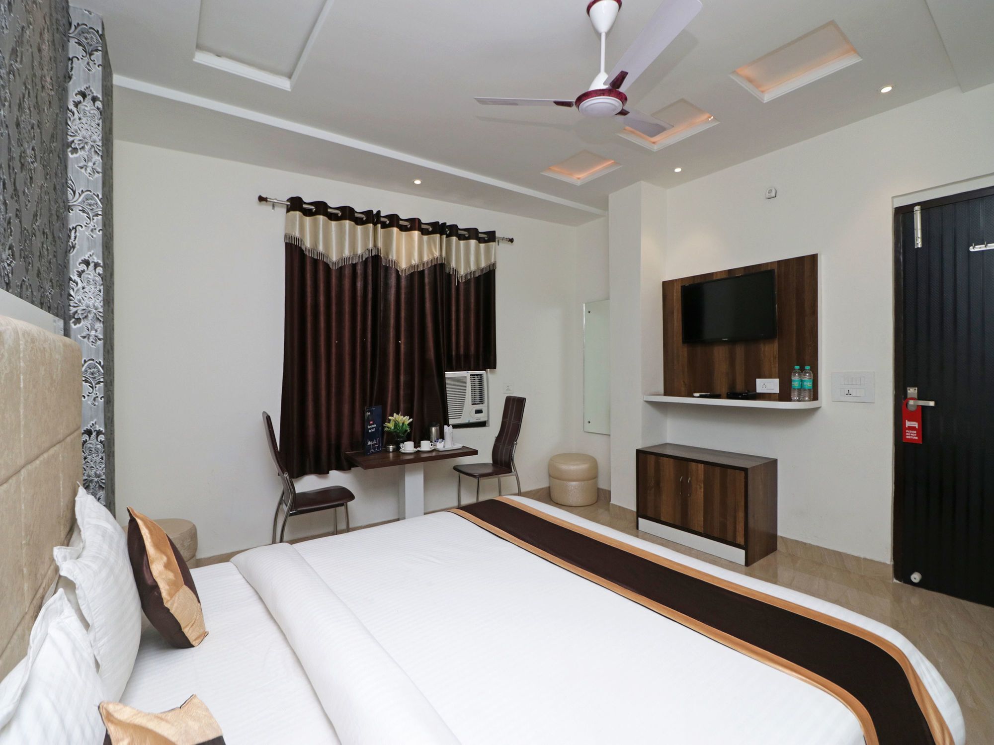Hotel O Jalsa Tājganj Esterno foto